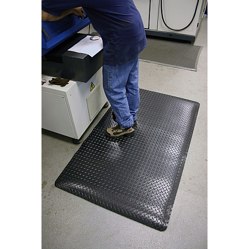 Coba Deckplate Anti Fatigue Matting - Site Safety & Security