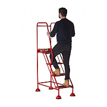 Weight reactive safety step, 4 tread